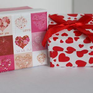gift-box-635775_1920